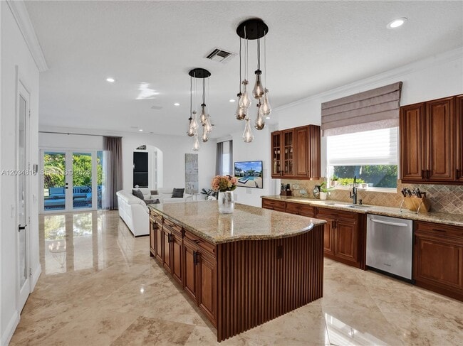Building Photo - 14321 Jockey Cir