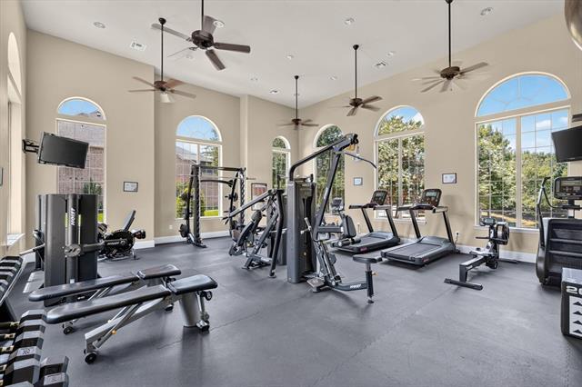 Building Photo - 2873 Creekway Dr