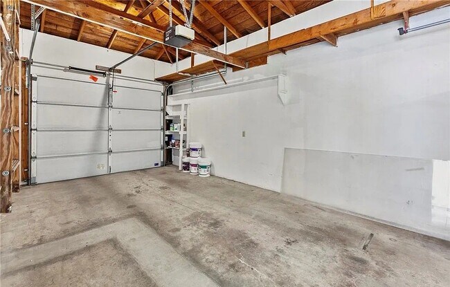 Building Photo - 126 Capistrano Ave