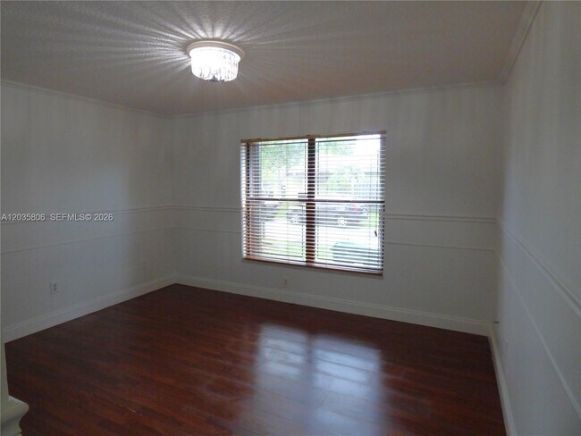 Building Photo - 10857 SW 132nd Cir Ct