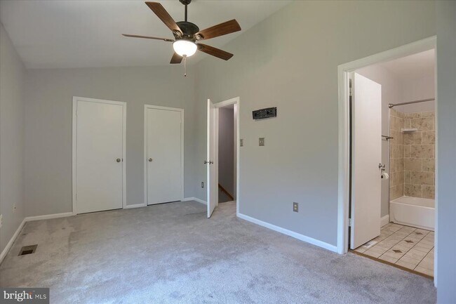 Building Photo - 618 Milford Ct