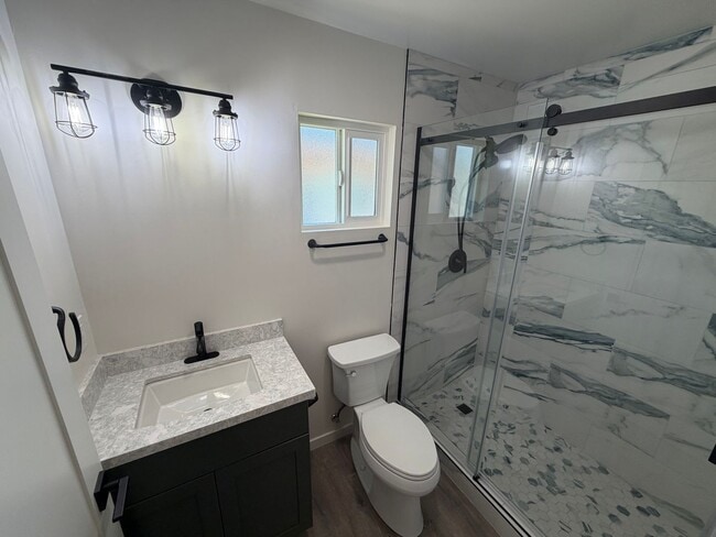 Building Photo - 4640 Tilbury Ct