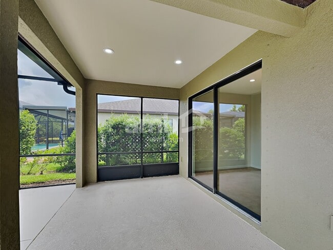 Building Photo - 5562 107th Terrace E