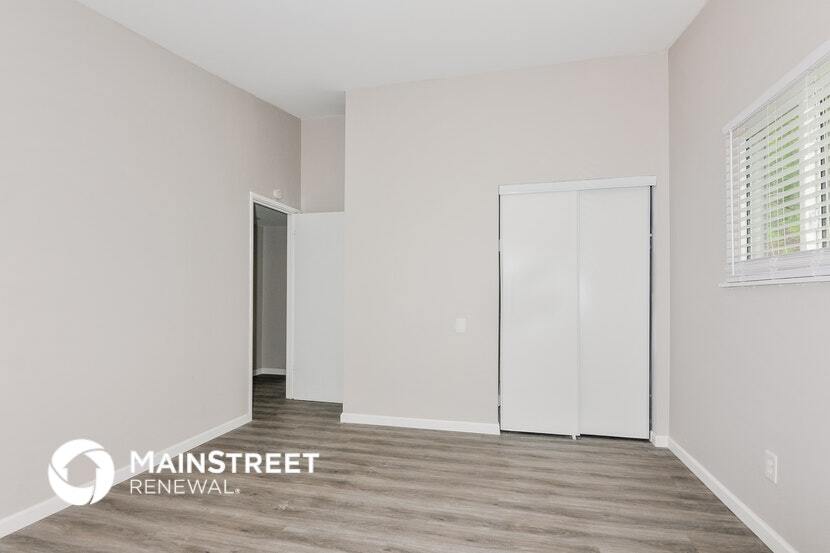 Building Photo - 1545 Swan Dr