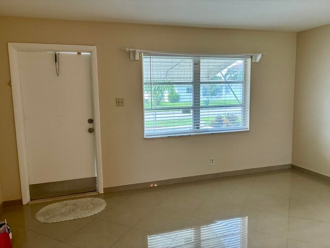 Building Photo - 7470 NW 7th Pl