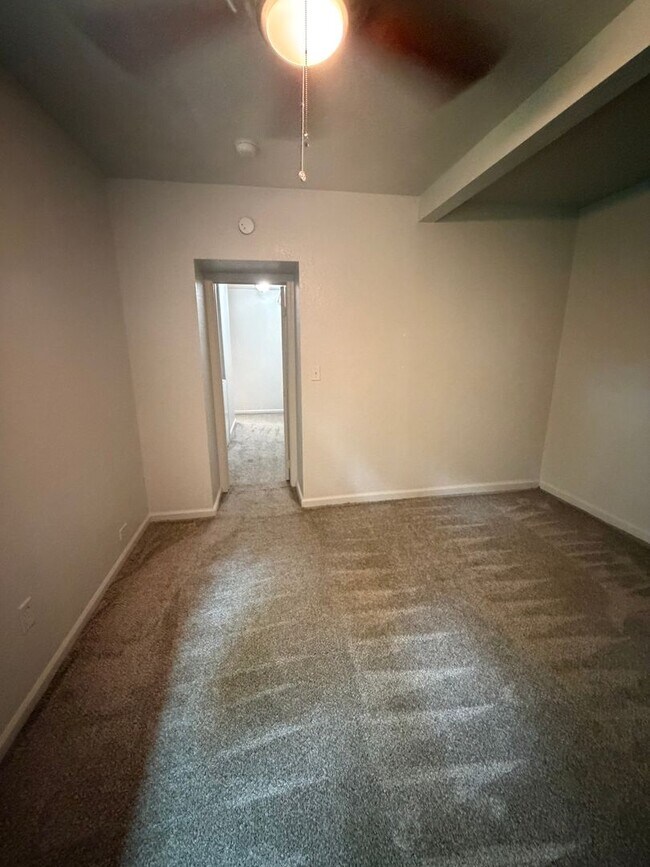 Building Photo - 301 E Kansas St