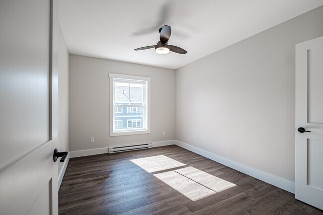 Building Photo - 12 S Bridgton Rd