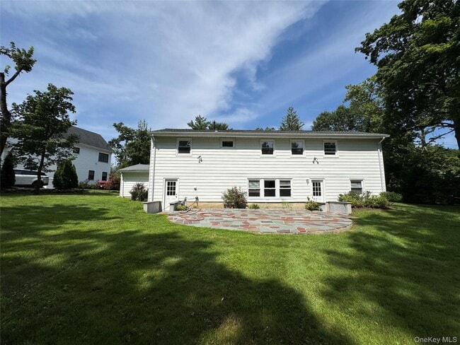 Building Photo - 3 Stonewall Ln