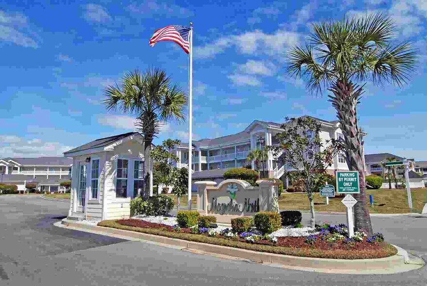 Building Photo - 4868 Dahlia Ct