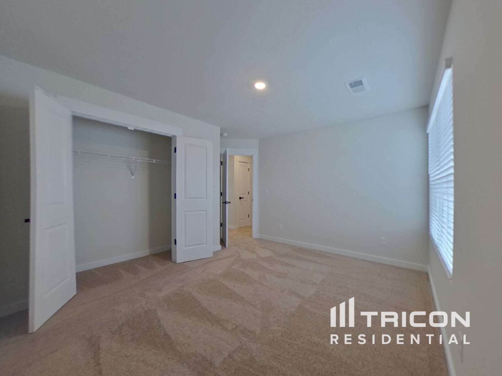 Building Photo - 1217 Crested Iris St