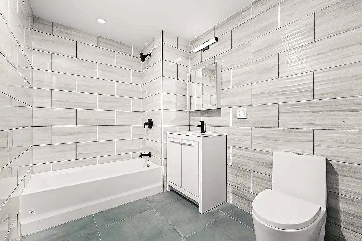 Building Photo - 336 E 112th St