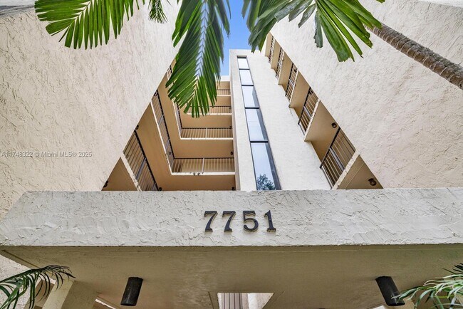 Building Photo - 7751 NE Bayshore Ct