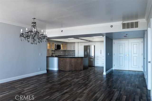 Building Photo - 345 Pioneer Dr