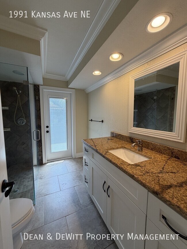 Building Photo - 1991 Kansas Ave NE