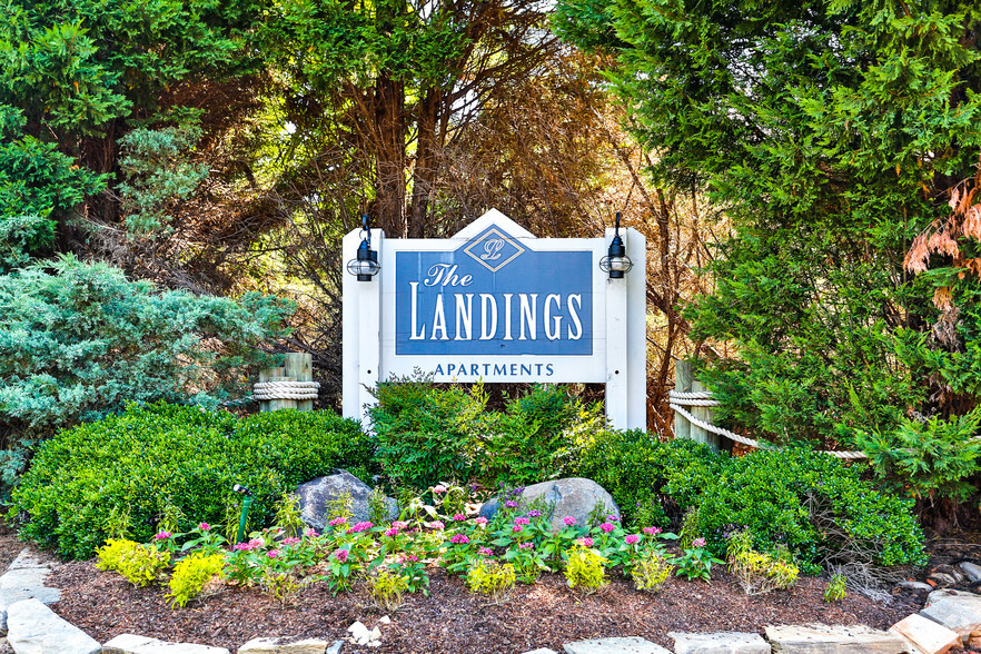 Building Photo - The Landings at Northcross