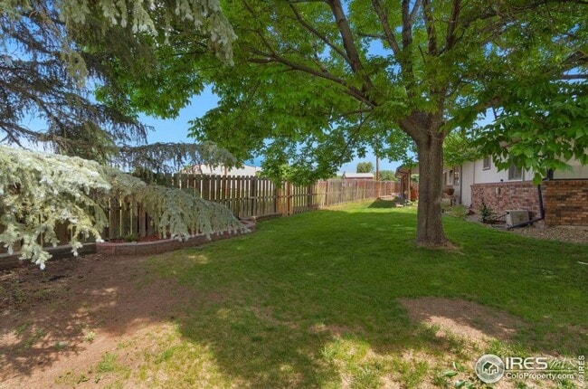 Building Photo - 1621 Kennedy Ave