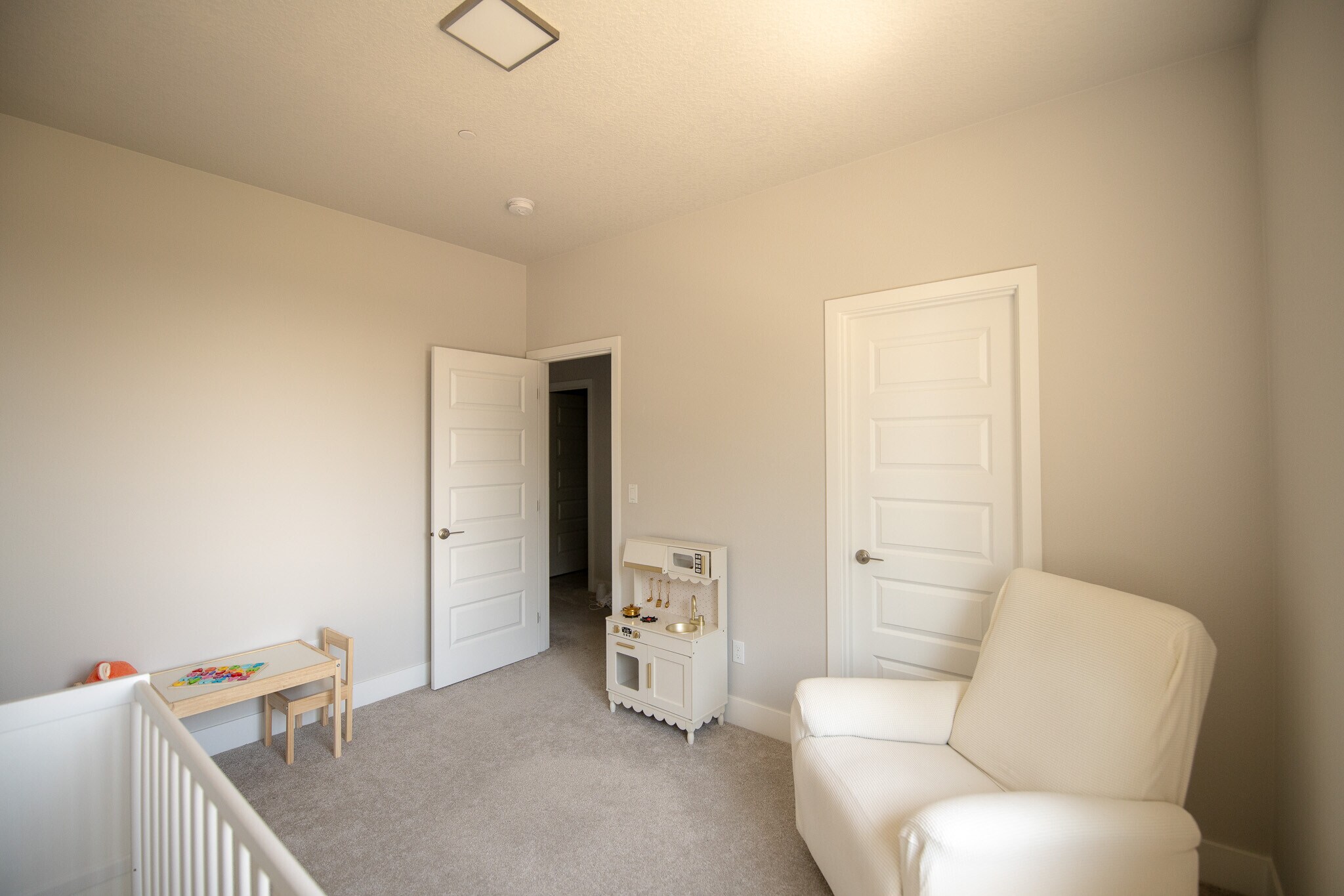 Building Photo - 9903 SW 172nd Ave