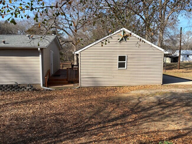 Building Photo - Pebblebrook