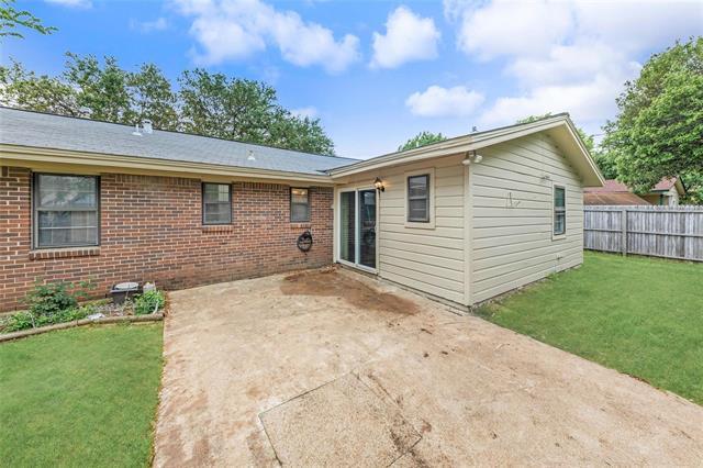 Building Photo - 2717 Wesleyan Dr