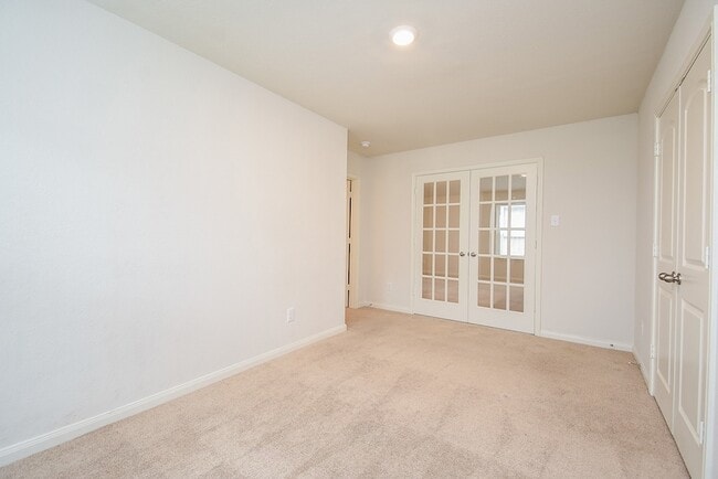 Building Photo - 405 Texas Olive Dr