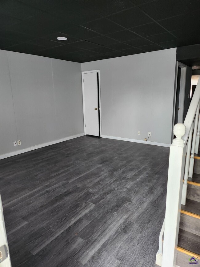 Building Photo - 300 Carolina B11 Ave