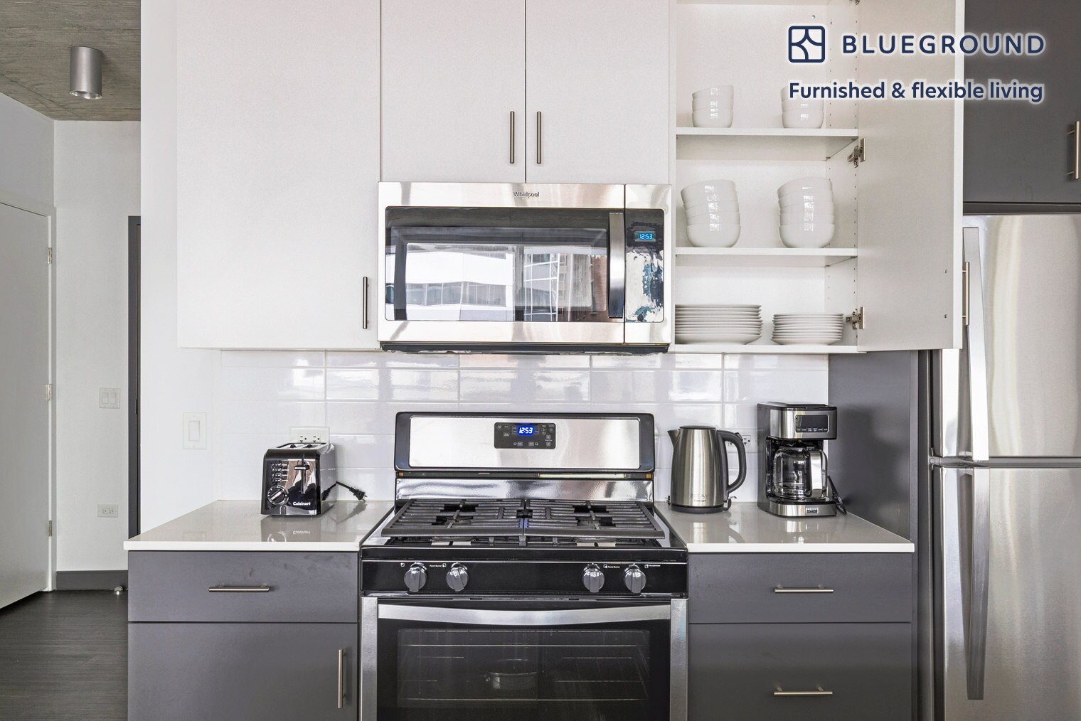 Building Photo - 60 E Randolph St