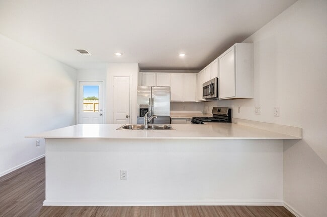 Building Photo - 1118 Millers Pass Dr