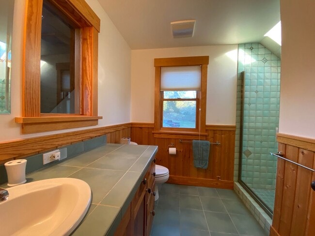 Building Photo - Furnished Home on False Bay