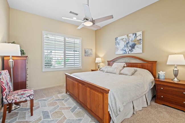 Building Photo - 872 Mission Creek Dr