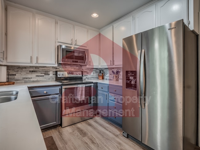 Building Photo - 2024 NW 45th St