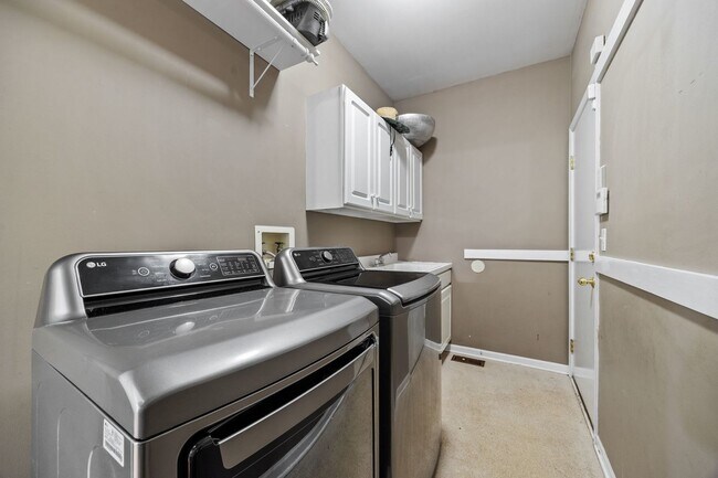 Building Photo - 34062 N Sulkey Dr