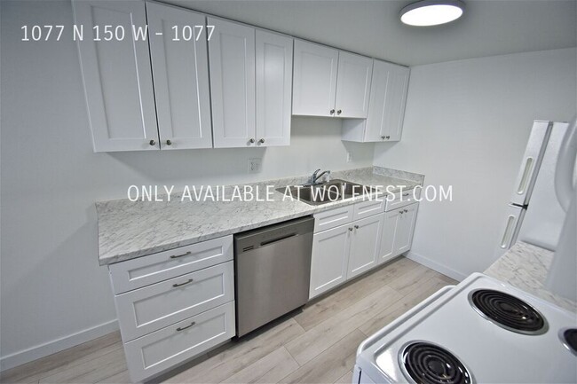 Building Photo - Beautiful 2 Bed Orem Unit! No Deposit Option!