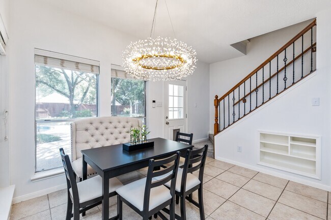 Building Photo - 15826 Jamie Lee Dr