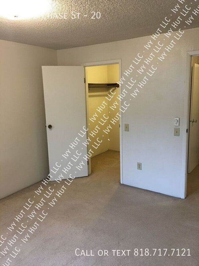 Building Photo - 2215 S Chase St