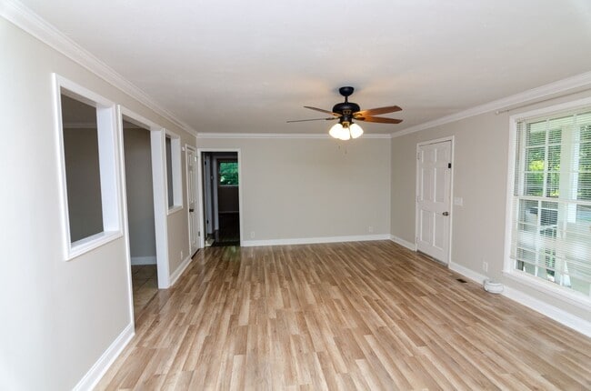 Primary Photo - Beautiful home in Fairview