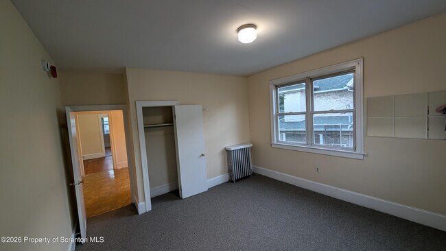 Building Photo - 914 W Lackawanna Ave