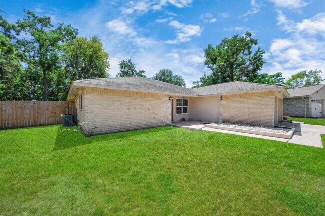 Building Photo - 22407 Millgate Dr