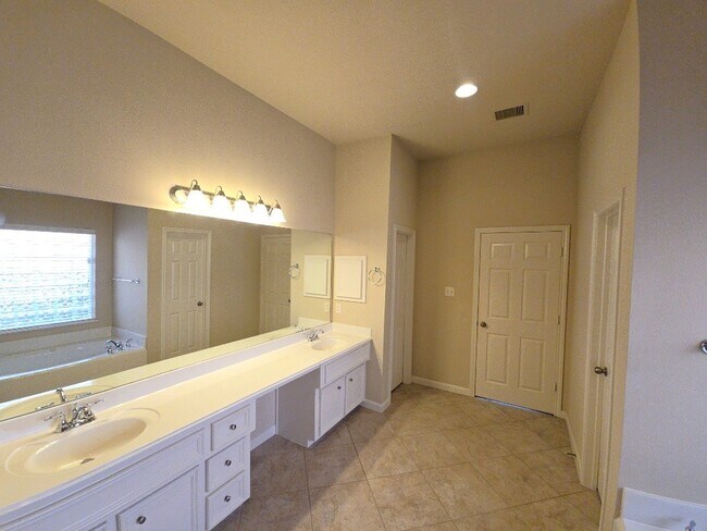 Building Photo - 13022 Catalina Grove Ln