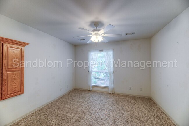 Building Photo - For Lease | Broken Arrow | Available Now!