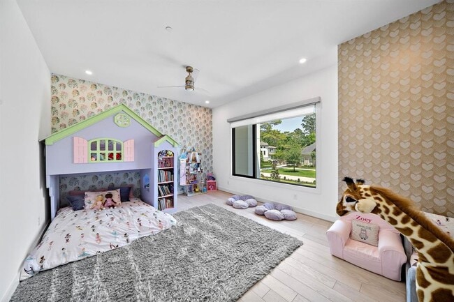 Building Photo - 467 Gingham Dr