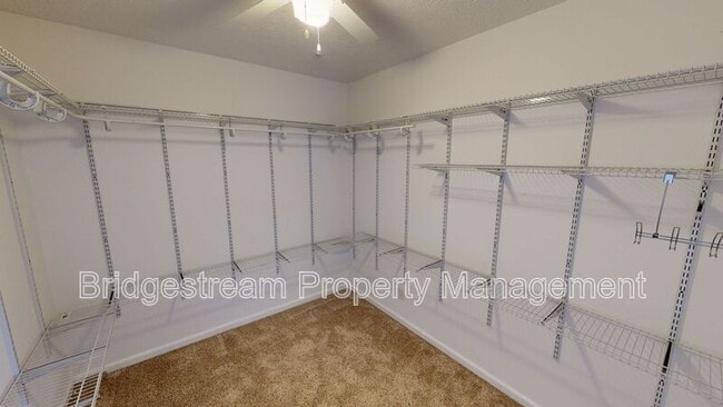 Building Photo - 355 Bishea Ct