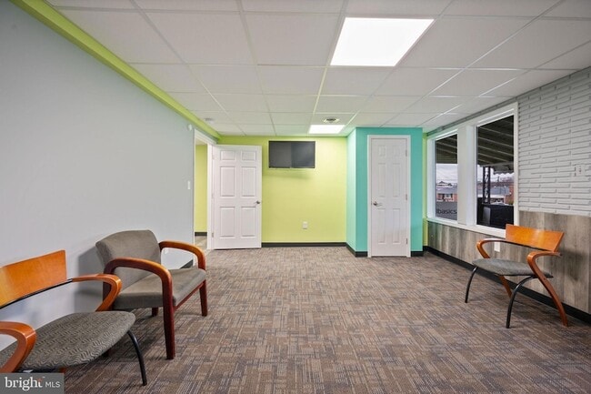 Building Photo - 7917 Wise Ave