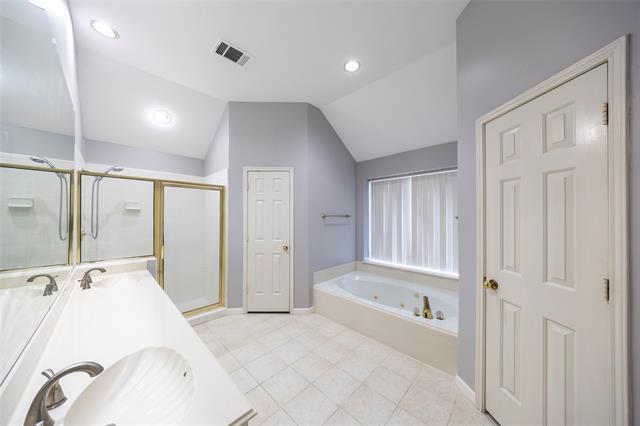 Building Photo - 3206 Wyndham Ln