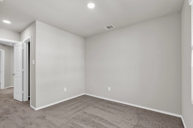 Building Photo - 9426 Apple Ridge Ln