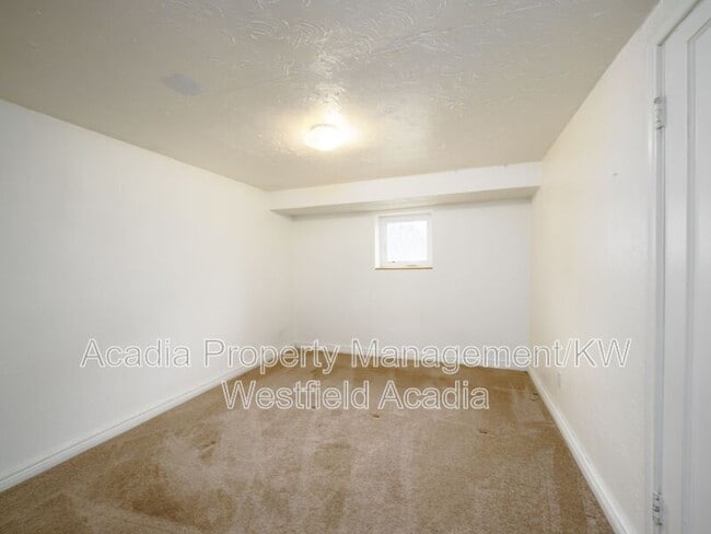 Building Photo - 620 S 900 E