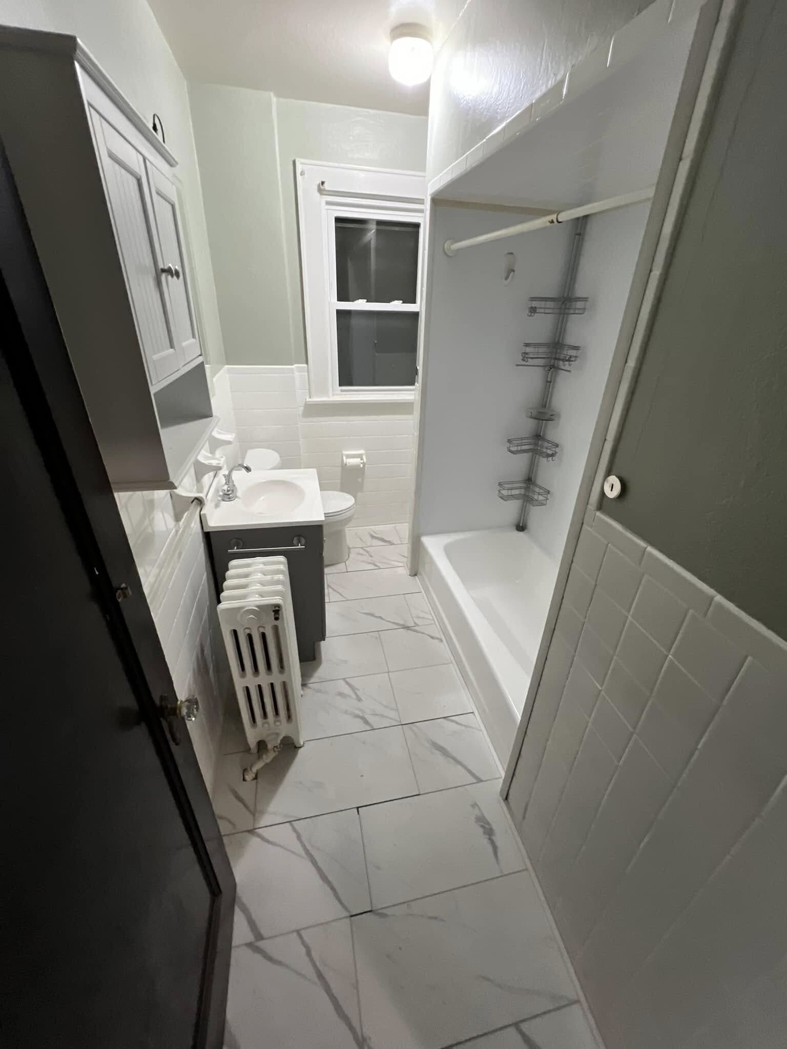 Bathroom - 38 N Landon Ave