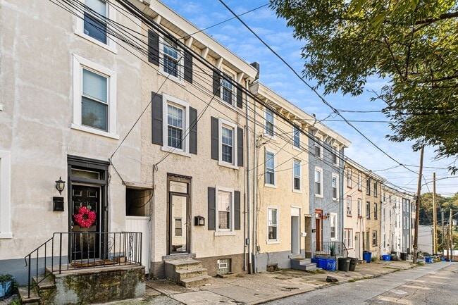 Building Photo - 147 East St