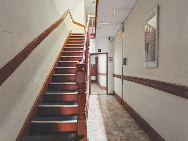 Building Photo - 904 Bergenline Ave