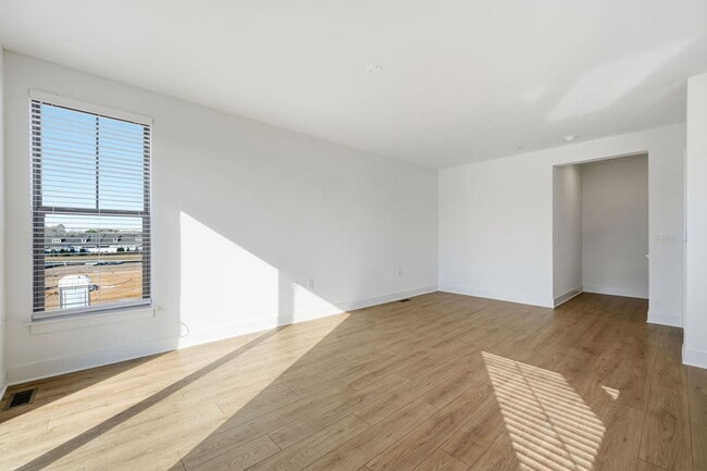 Building Photo - 6900 Cosby Vlg Ter