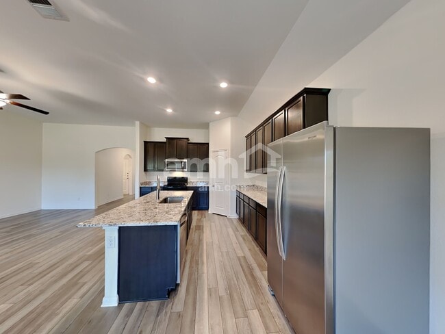 Building Photo - 1246 Treeta Trail